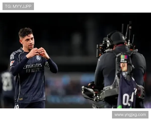 巴尔韦德 vs 加维：活力型中场的战术角色与比赛影响力对比