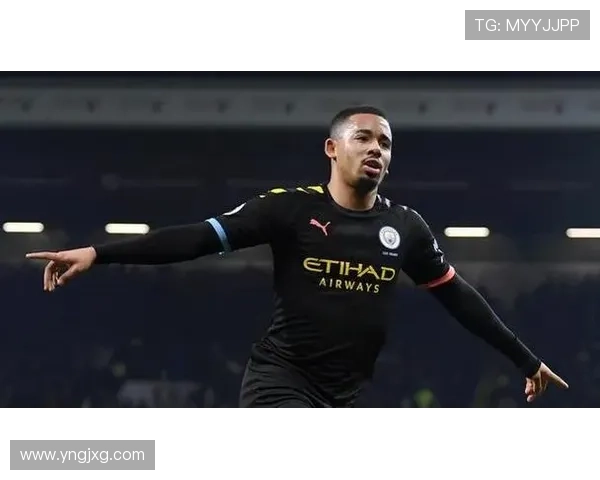 凯恩与托尼：英式中锋战术角色与终结效率对比